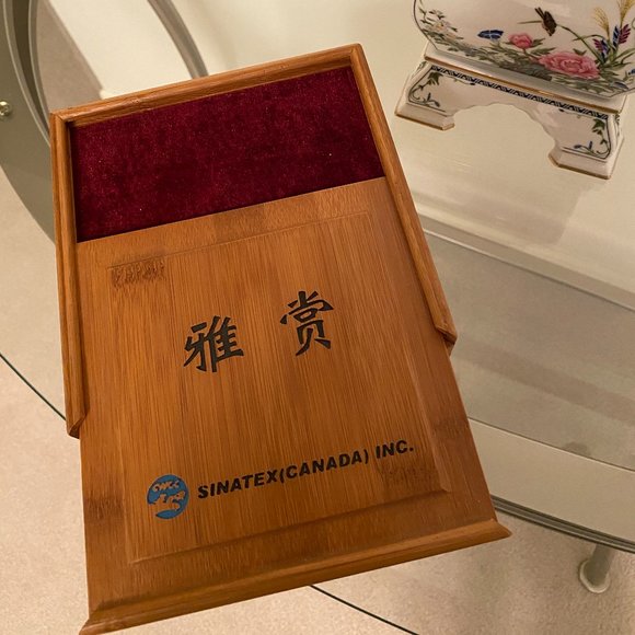 Chinese Zisha Teapot Sand Fired Ceramic Tea Pot with Velvet Lined Gift Box - Picture 7 of 7